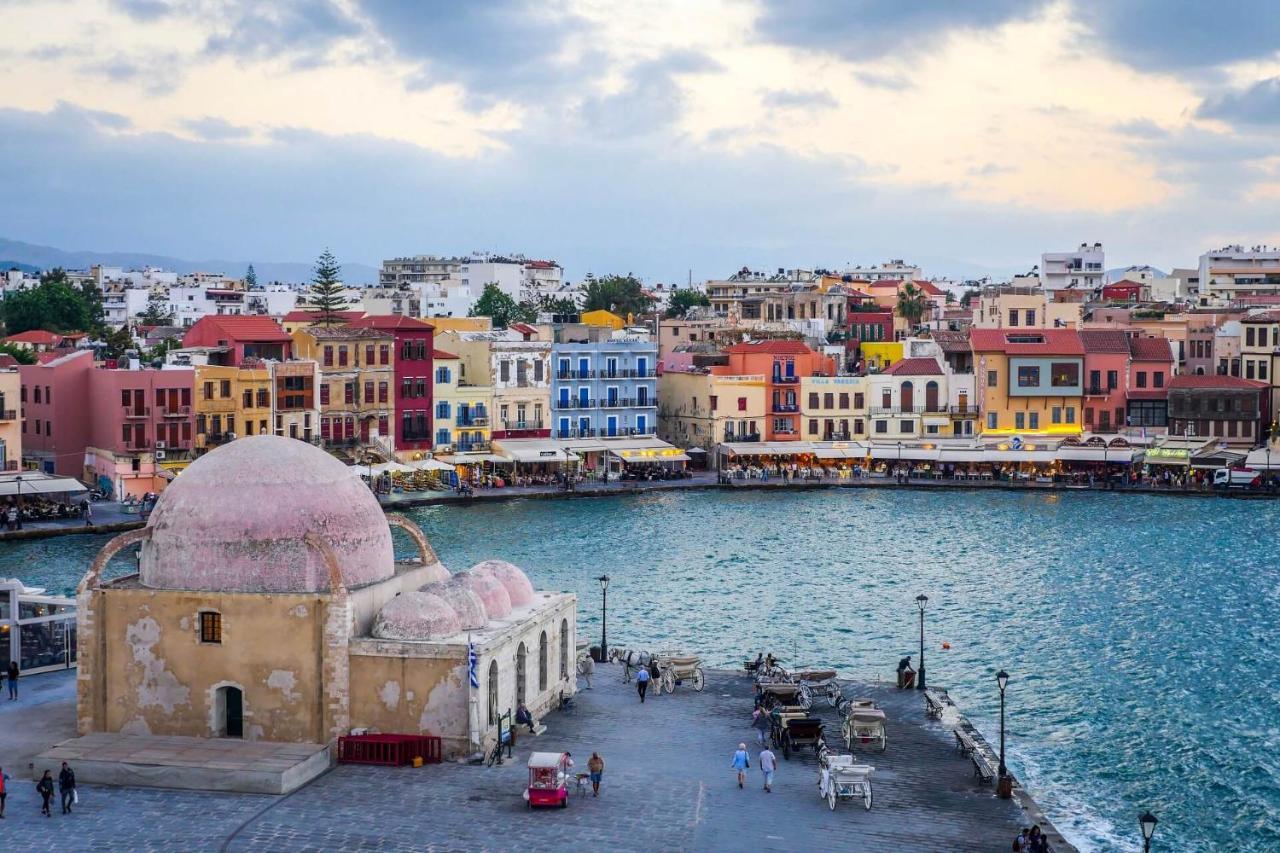 Antigone's Lux 5 Mins Walk To Beach, Old Town, Casa vacanze
